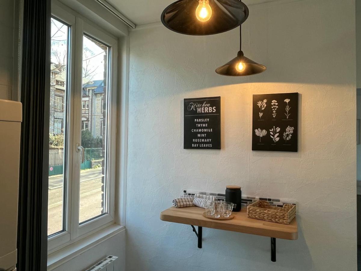 Triplex Carnot - Proche Docks 76, Kindarena Et Centre Ville De Rouen - Stationnement Gratuit - Netflix - Wifi Deville-les-Rouen Buitenkant foto